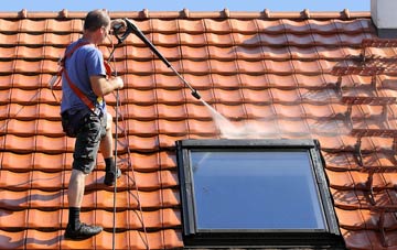 roof cleaning Luddington